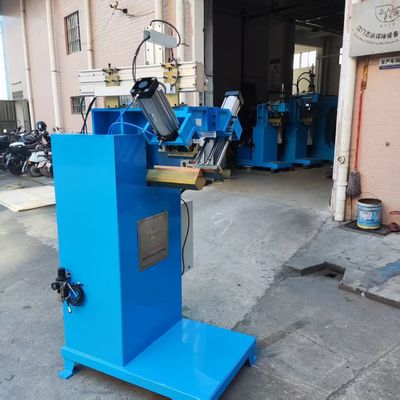 Полностью автоматическая CNC сварочная машина для кухонного раковины из нержавеющей стали