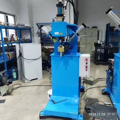 30МПа гидравлическая машина для обкатки сварных швов кухонных моек